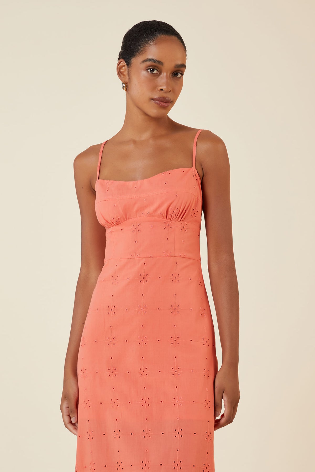 VESTIDO MIDI LAISE CORAL